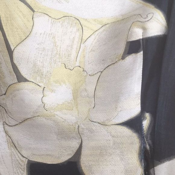 New Lafayette 148 New York Floral High-Low… - Picture 6 of 12